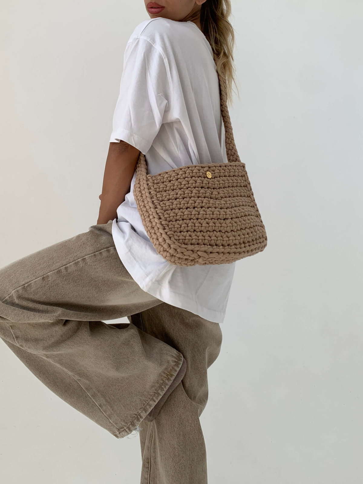 chunky-beige main